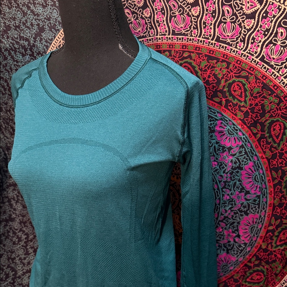 NEW LULULEMON SWIFTLY TECH ATHLETIC LONG SLEEVE SHIRT🖤